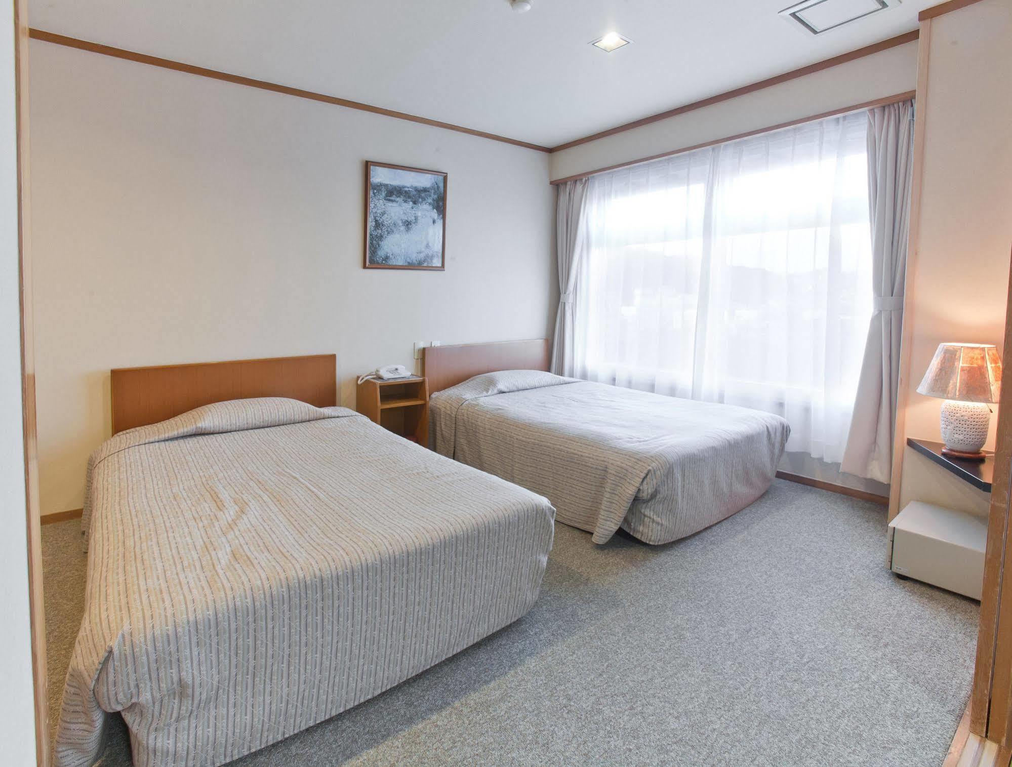 Onsen Hotel Nakahara Bessou Nonsmoking, Earthquake Retrofit Kagoshima Esterno foto